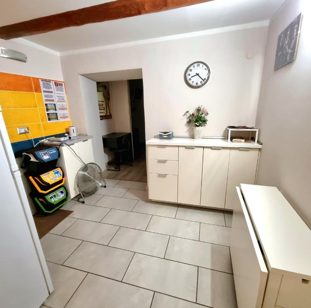 Tiny Little Home - Casa Vacanze ad Uso Esclusivo Nápoles Exterior foto